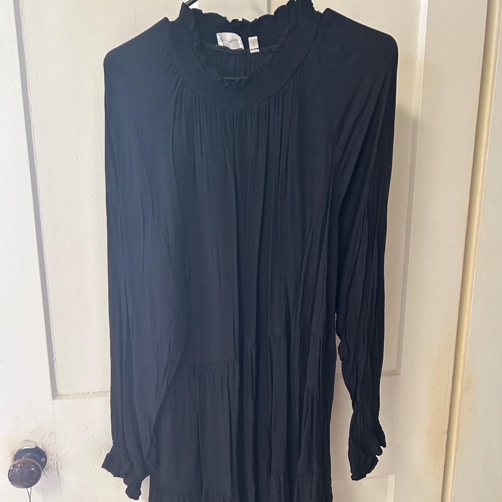 Wilfred (Aritzia) Long Sleeve Midi Dress